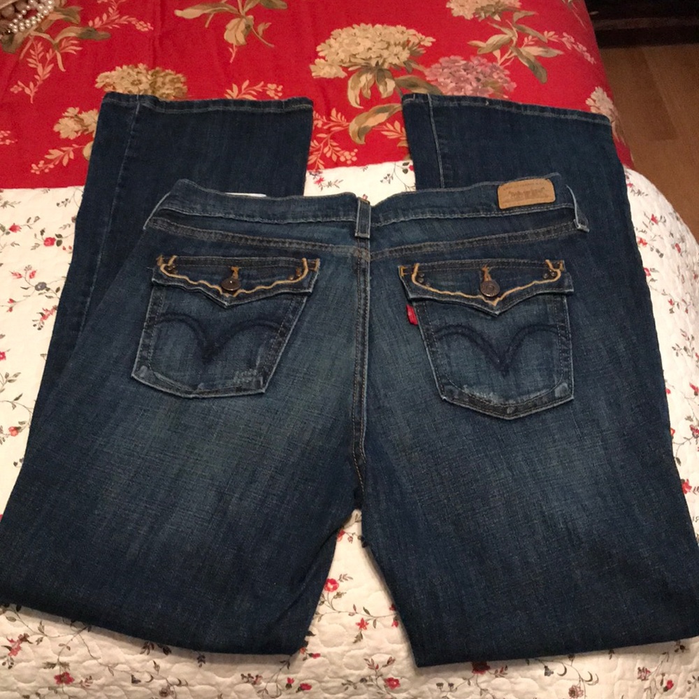 ❌SOLD❌Levi’s Bootcut 515 Jeans petite